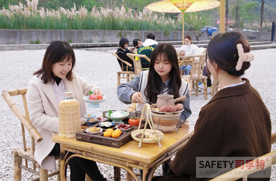 圍爐煮茶：茶是關(guān)鍵，這兩類茶不適合煮[圍爐茶桌，自制圍爐]