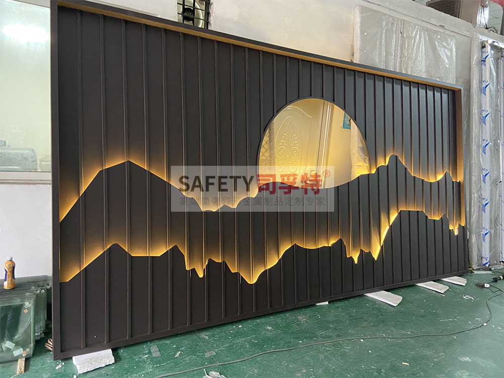 金屬屏風（不銹鋼屏風、鋁雕屏風）安裝過程和步驟講解(圖3)