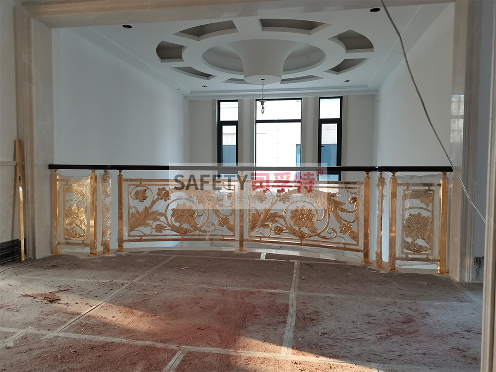 鋁藝鏤空雕花樓梯扶手：造型多樣，工藝成熟，彰顯高端品味(圖3)